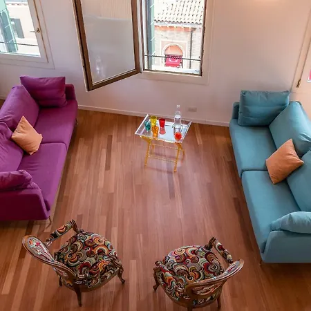 20 Windows On Appartement *